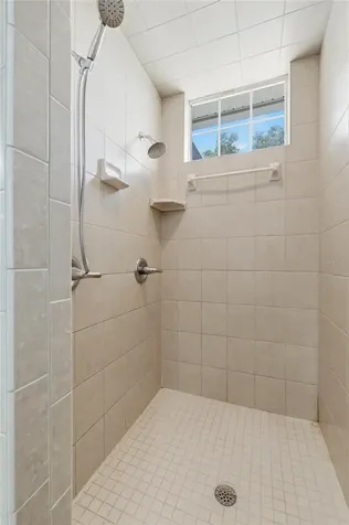 328 Hamilton Shores Drive NE Winter Haven FL 33881
