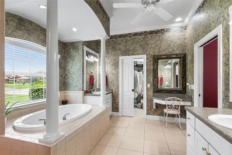 328 Hamilton Shores Drive NE Winter Haven FL 33881