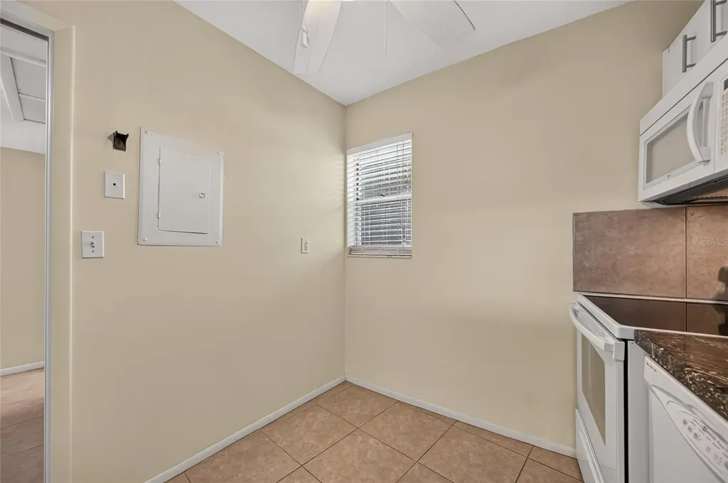 245 Center Road Venice FL 34285