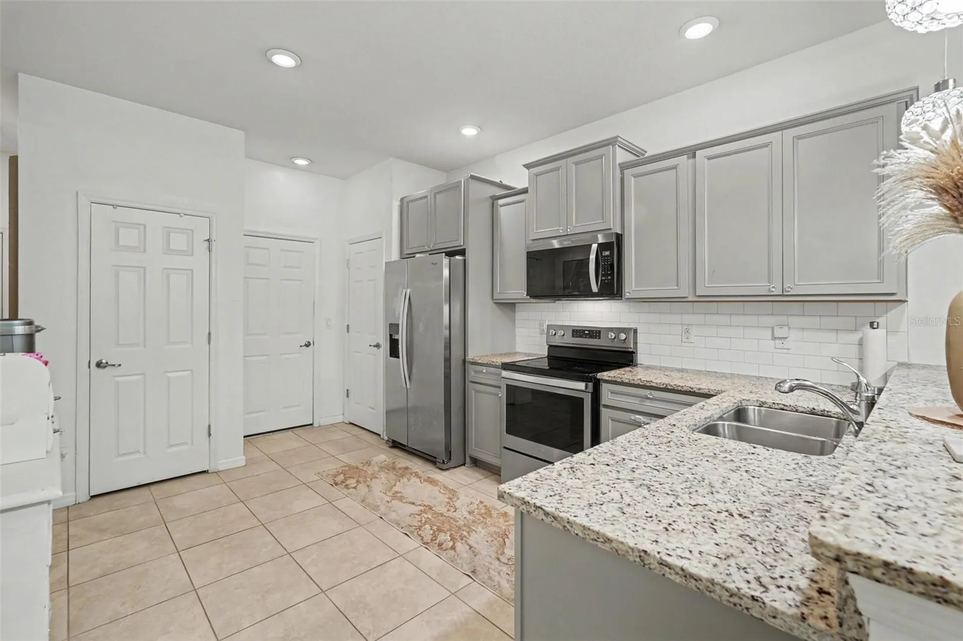 5374 Sylvester Loop Tampa FL 33610