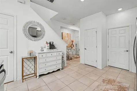 5374 Sylvester Loop Tampa FL 33610