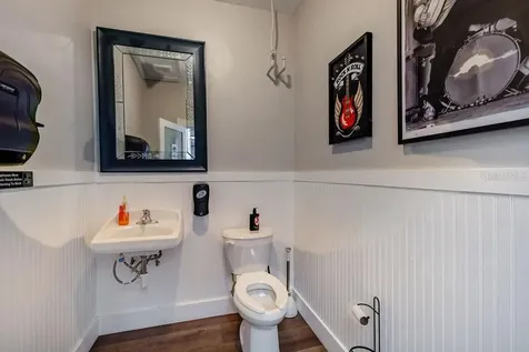 440 N Donnelly Street Mount Dora FL 32757