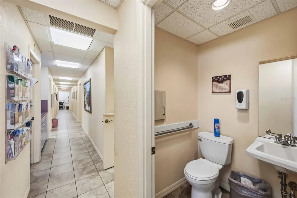 241 Nokomis Avenue S Venice FL 34285