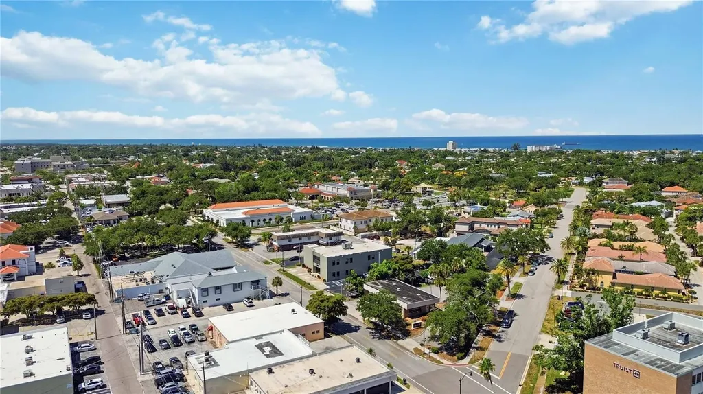 241 Nokomis Avenue S Venice FL 34285