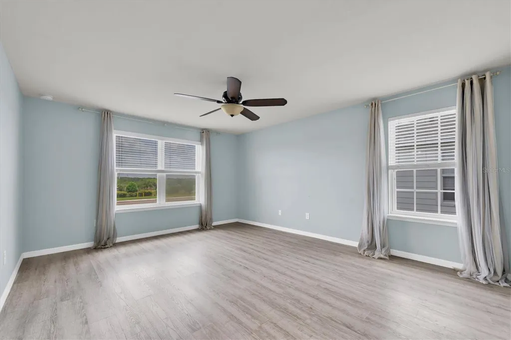 4958 White Sanderling Court Tampa FL 33619