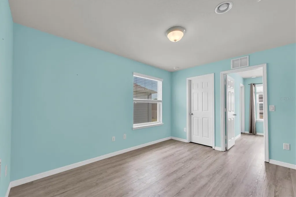 4958 White Sanderling Court Tampa FL 33619