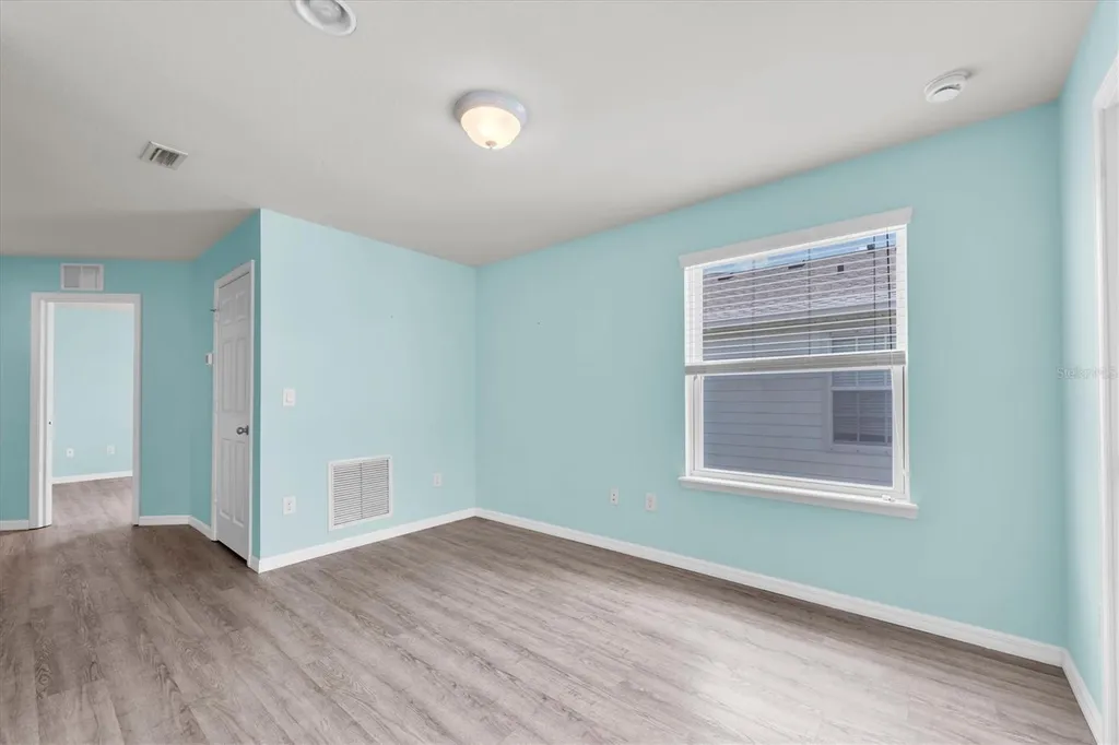 4958 White Sanderling Court Tampa FL 33619