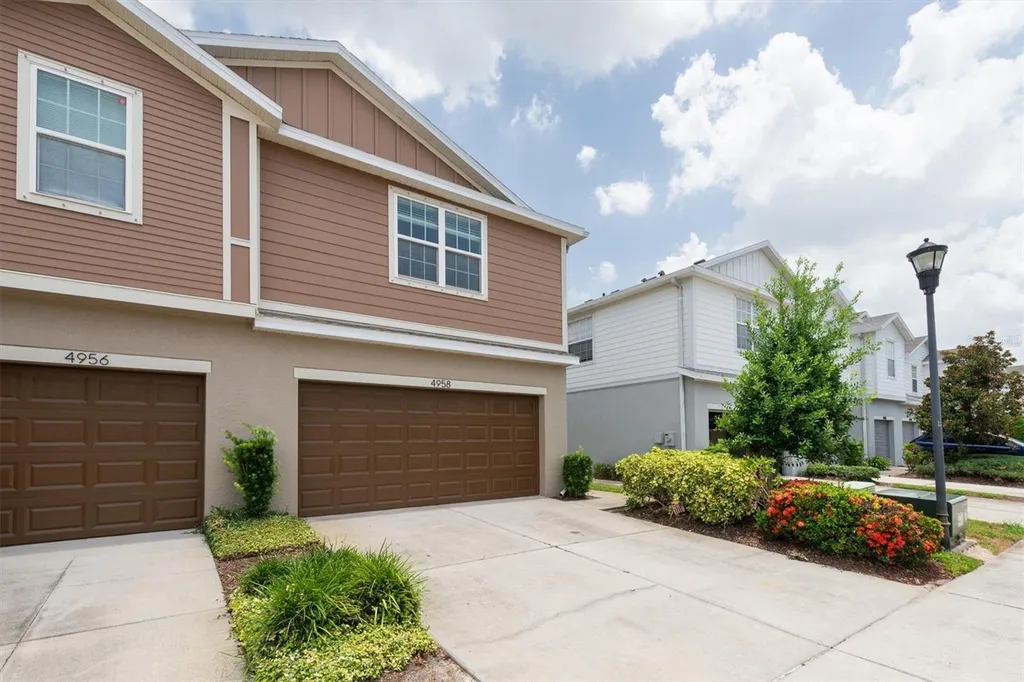 4958 White Sanderling Court Tampa FL 33619