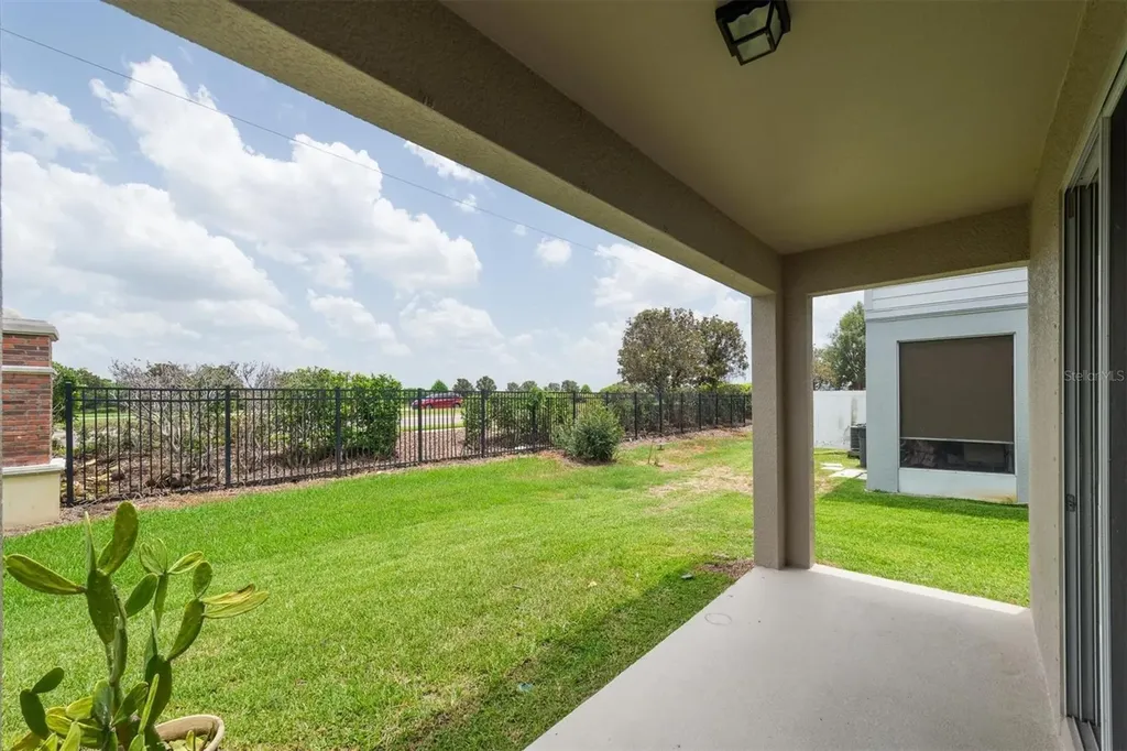 4958 White Sanderling Court Tampa FL 33619