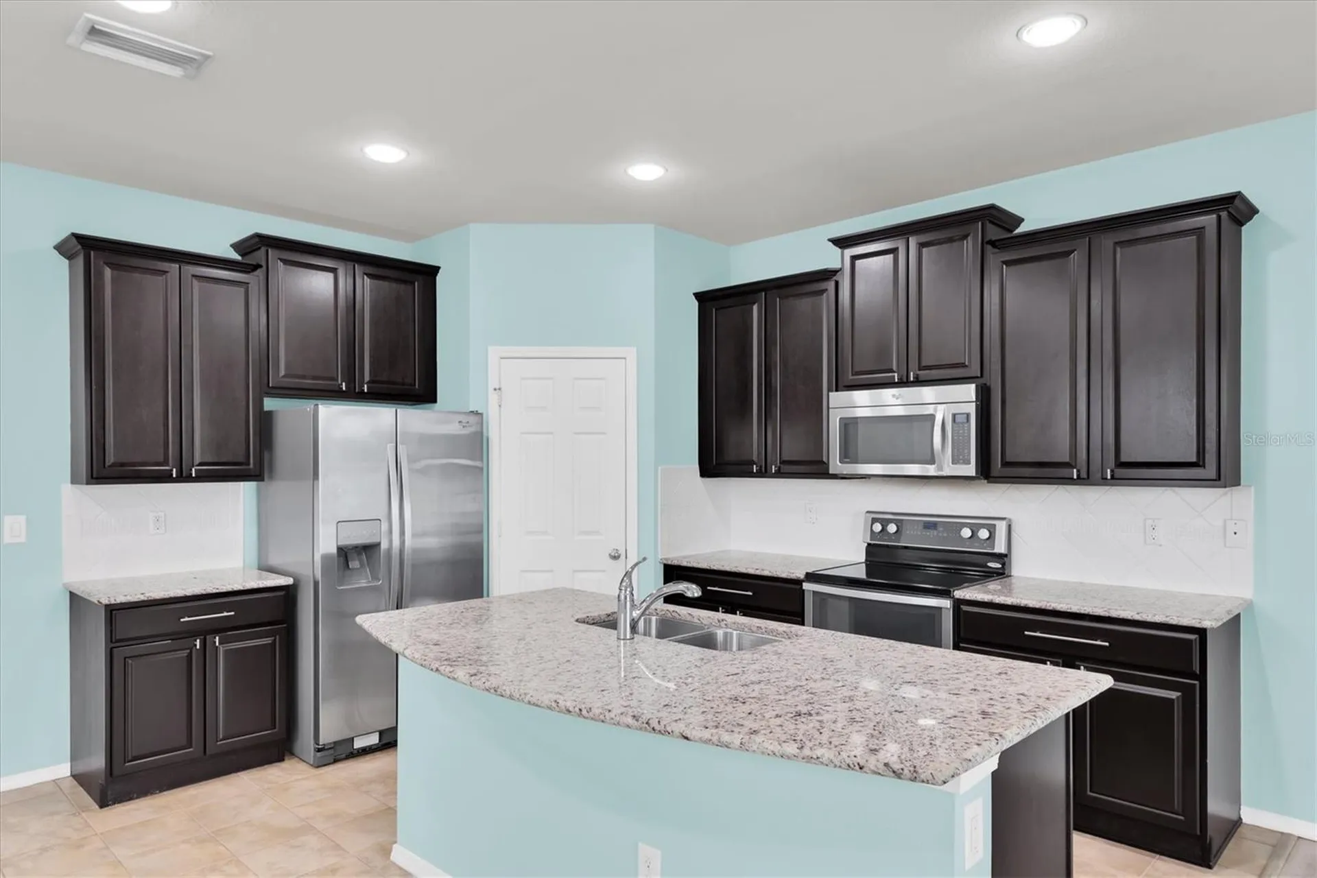 4958 White Sanderling Court Tampa FL 33619