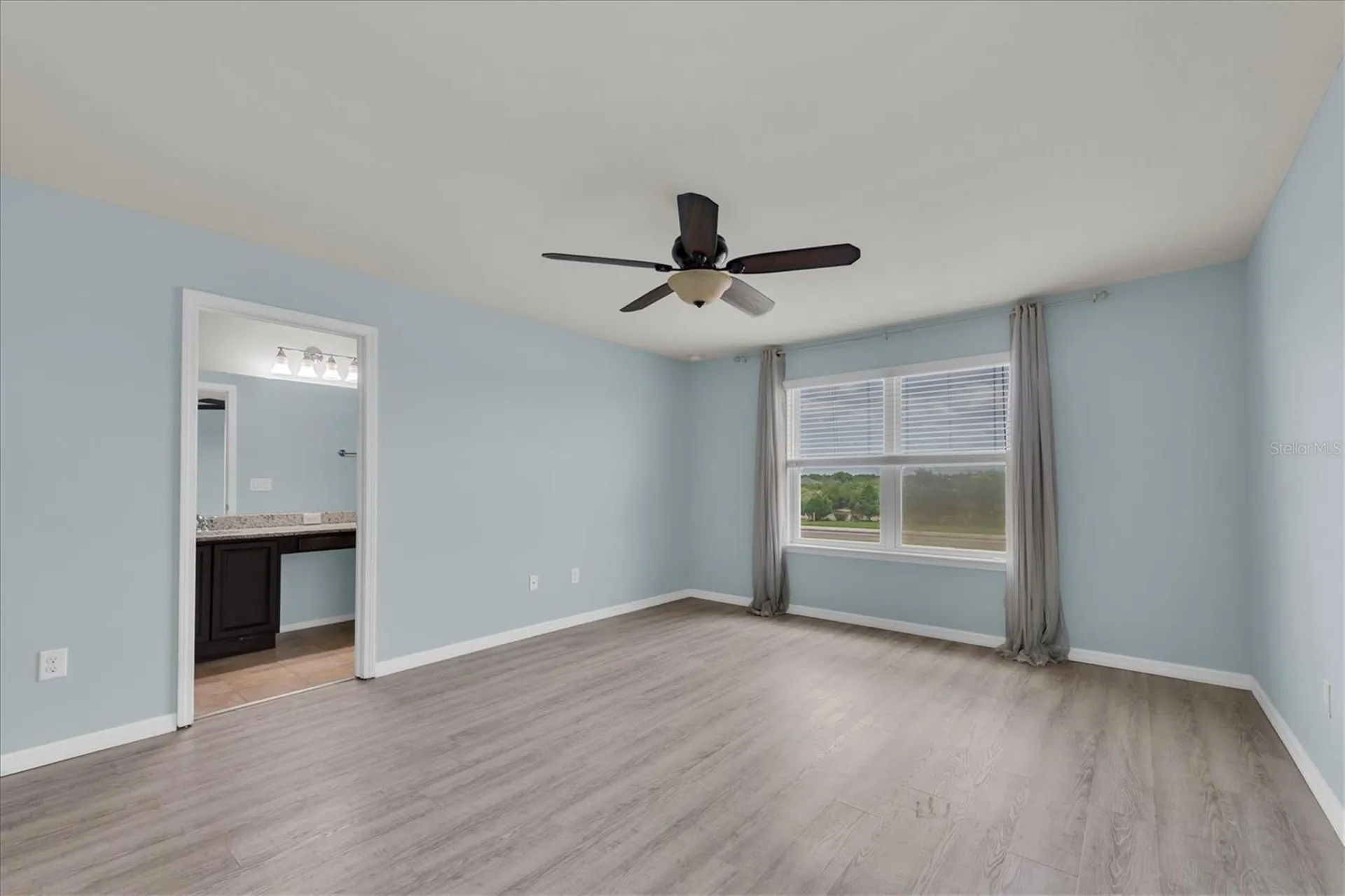 4958 White Sanderling Court Tampa FL 33619