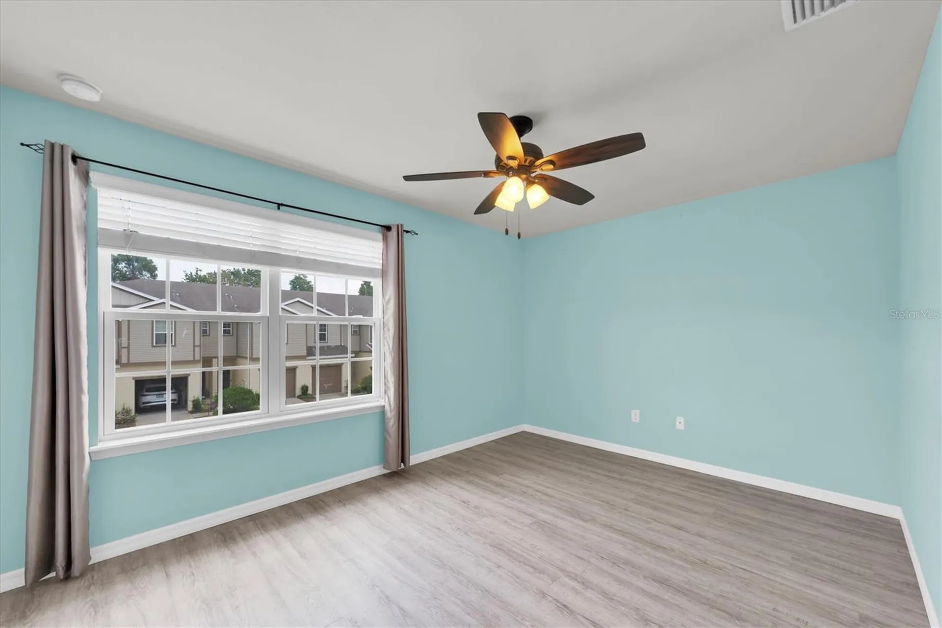 4958 White Sanderling Court Tampa FL 33619