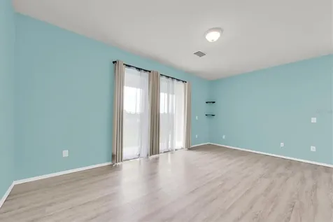 4958 White Sanderling Court Tampa FL 33619