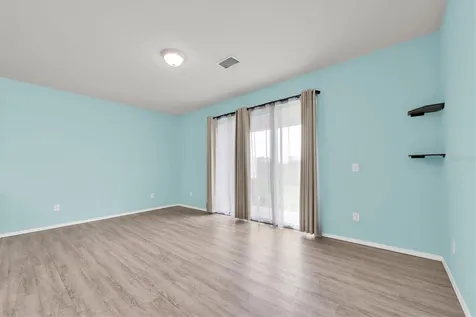 4958 White Sanderling Court Tampa FL 33619