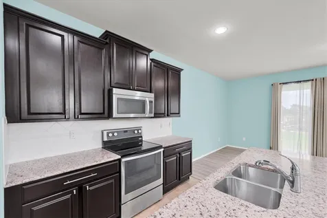 4958 White Sanderling Court Tampa FL 33619