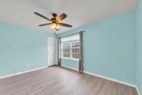 4958 White Sanderling Court Tampa FL 33619