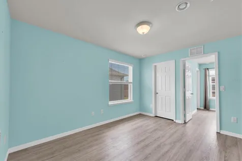 4958 White Sanderling Court Tampa FL 33619