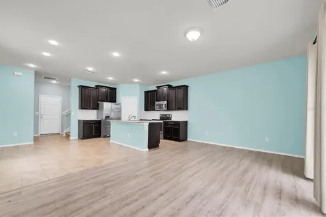 4958 White Sanderling Court Tampa FL 33619