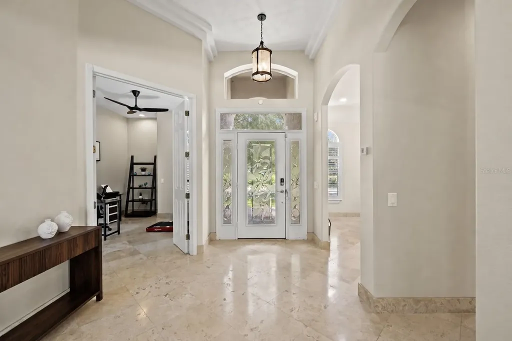 17308 Chenango Lane Tampa FL 33647
