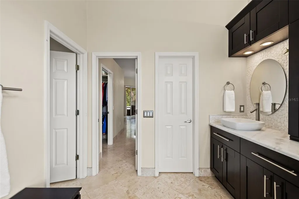 17308 Chenango Lane Tampa FL 33647