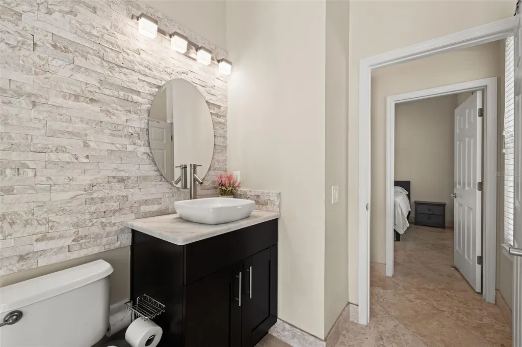 17308 Chenango Lane Tampa FL 33647