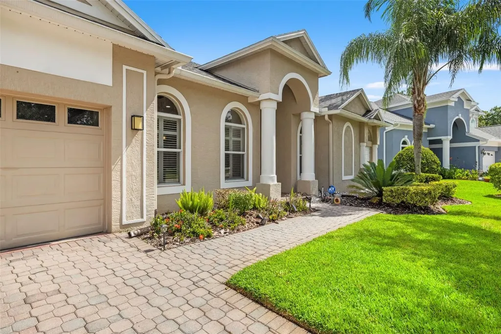 17308 Chenango Lane Tampa FL 33647