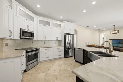 17308 Chenango Lane Tampa FL 33647