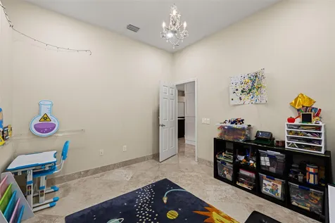 17308 Chenango Lane Tampa FL 33647