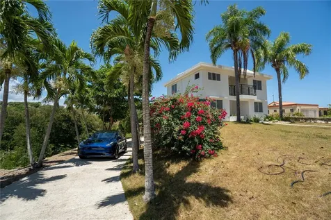 6 Haciendad De Yauco Yauco PR 00698