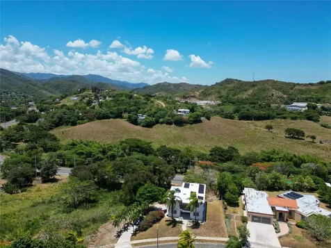 6 Haciendad De Yauco Yauco PR 00698