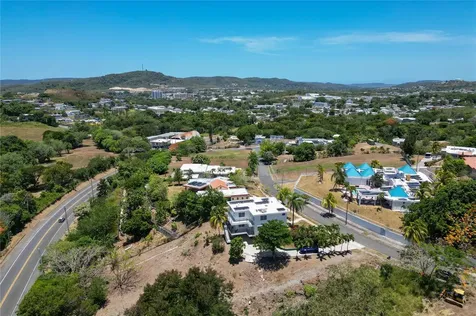 6 Haciendad De Yauco Yauco PR 00698