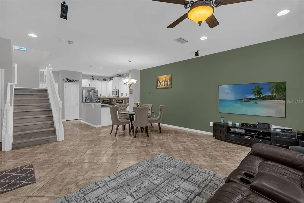 10226 Fallsgrove Street Orlando FL 32836