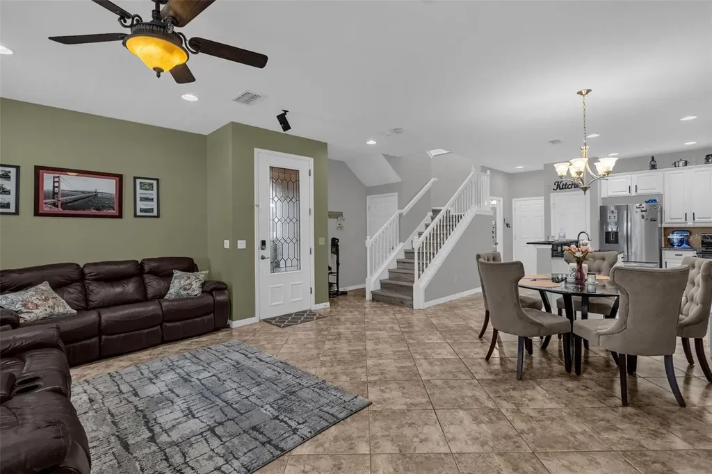 10226 Fallsgrove Street Orlando FL 32836
