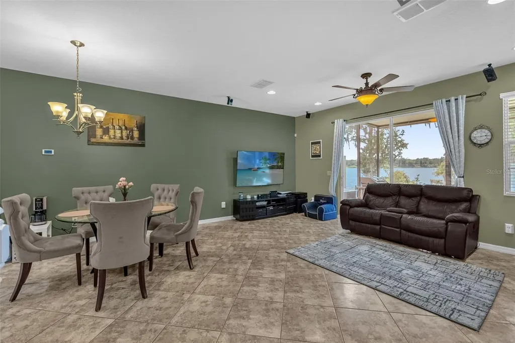10226 Fallsgrove Street Orlando FL 32836