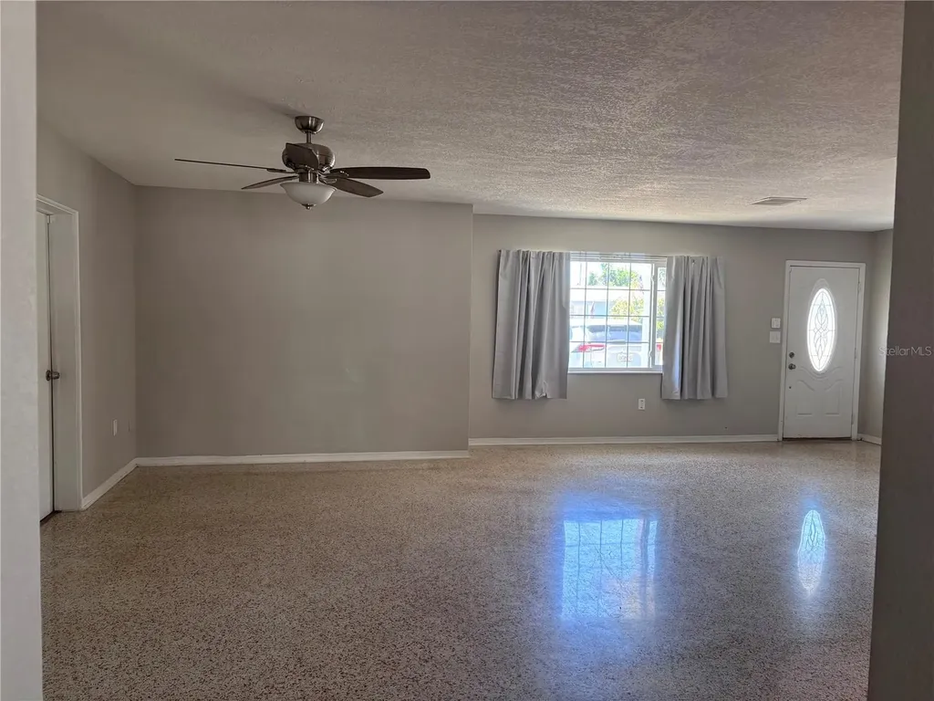 4835 61st Lane N Kenneth City FL 33709