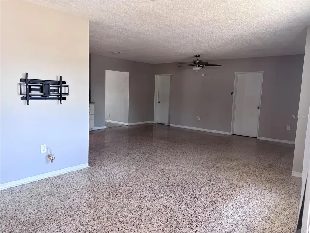 4835 61st Lane N Kenneth City FL 33709