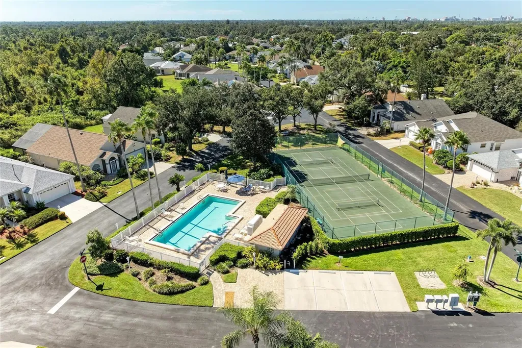 4515 Winston Lane N Sarasota FL 34235