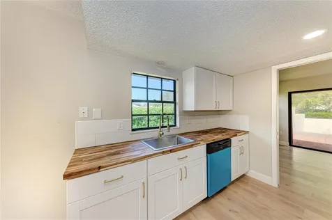 4515 Winston Lane N Sarasota FL 34235