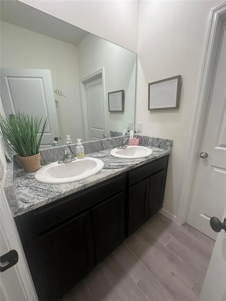 1169 NW 133rd Way Newberry FL 32669