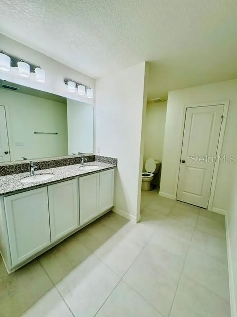 754 Overpool Avenue Davenport FL 33896