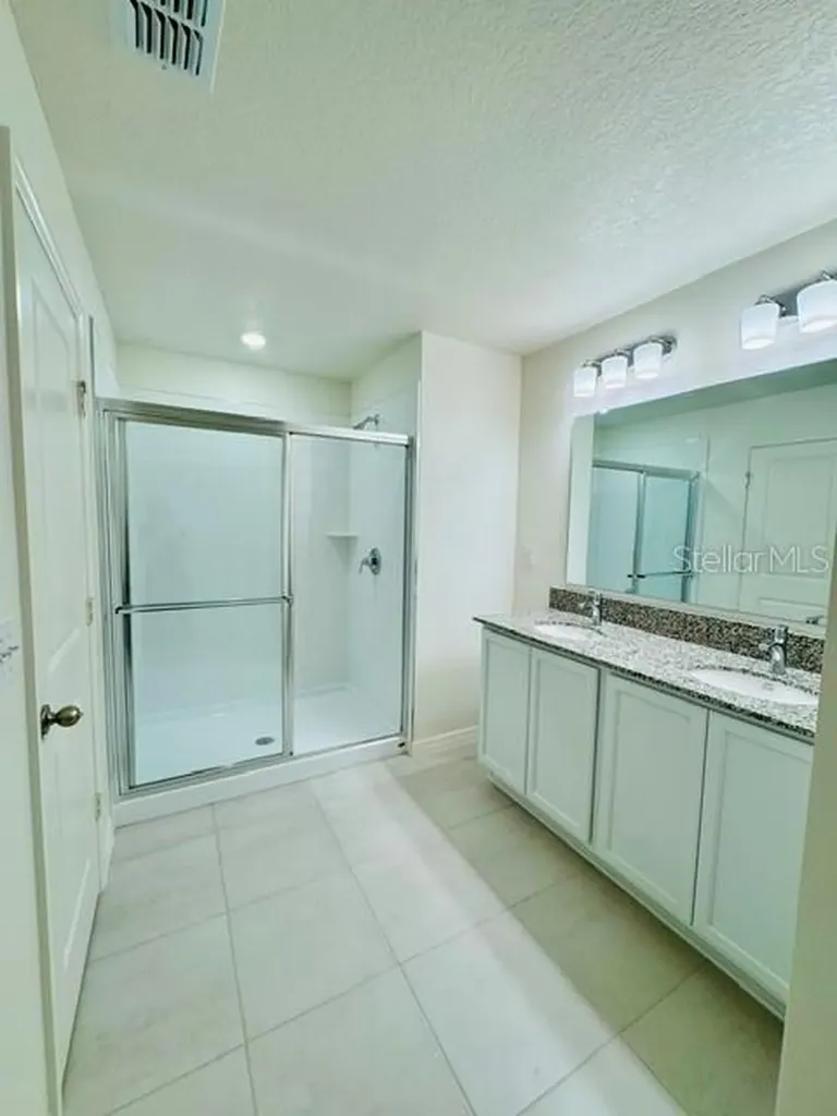 754 Overpool Avenue Davenport FL 33896