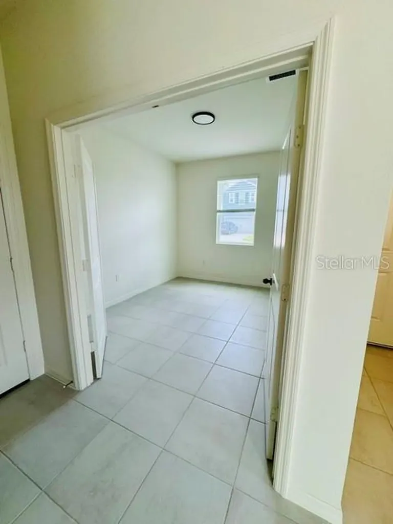 754 Overpool Avenue Davenport FL 33896
