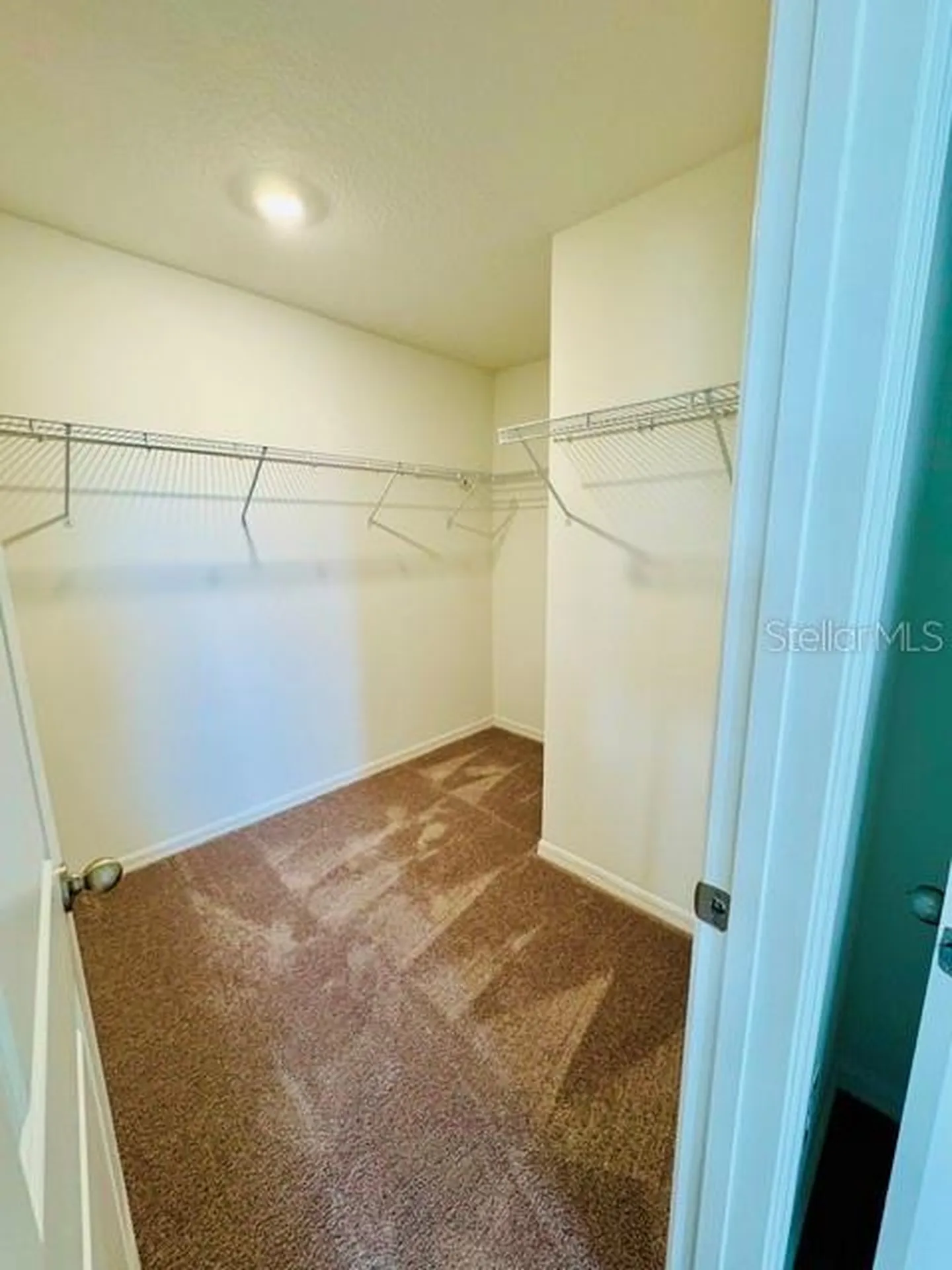 754 Overpool Avenue Davenport FL 33896