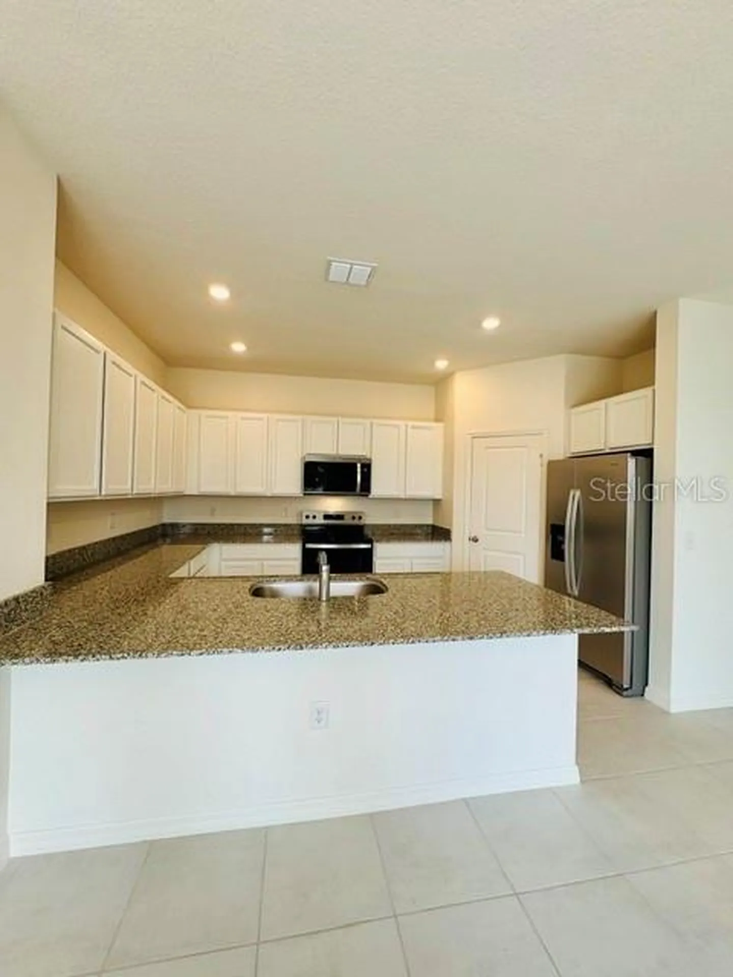754 Overpool Avenue Davenport FL 33896