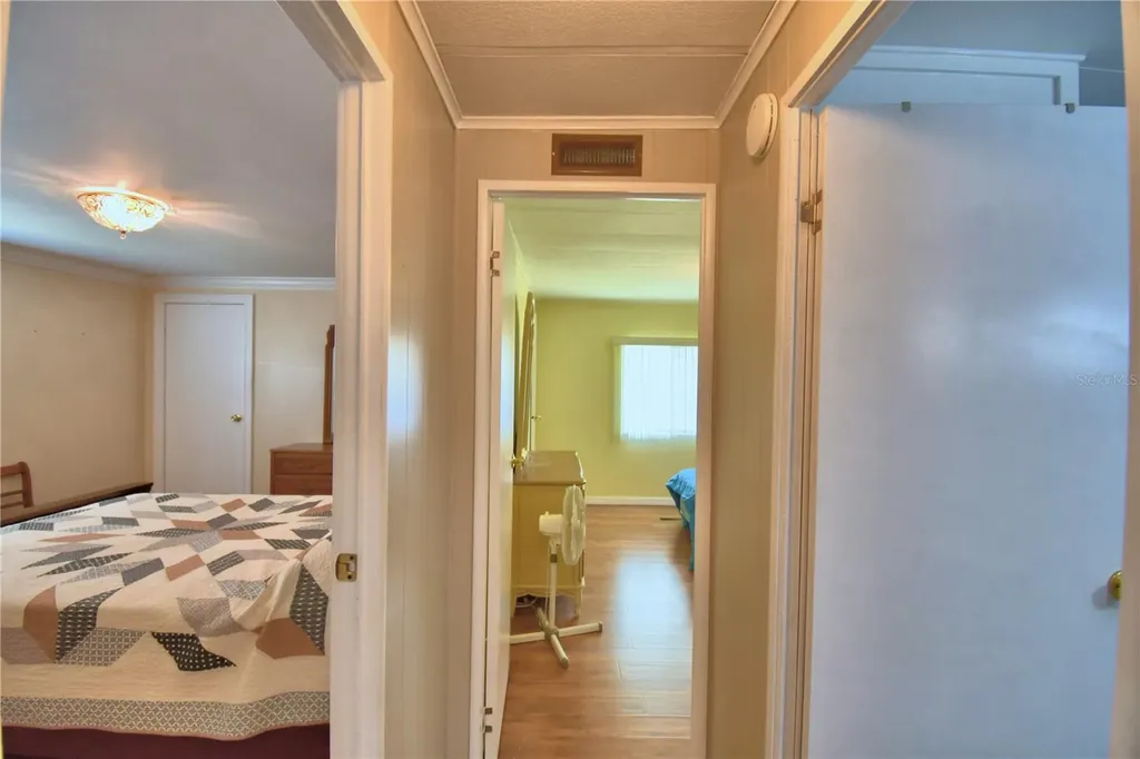 4242 Cedarwood Street Winter Haven FL 33880