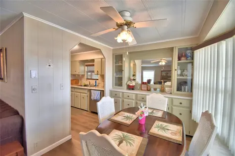4242 Cedarwood Street Winter Haven FL 33880