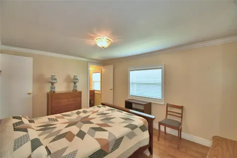 4242 Cedarwood Street Winter Haven FL 33880