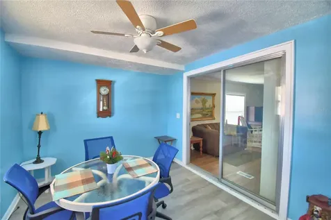 4242 Cedarwood Street Winter Haven FL 33880