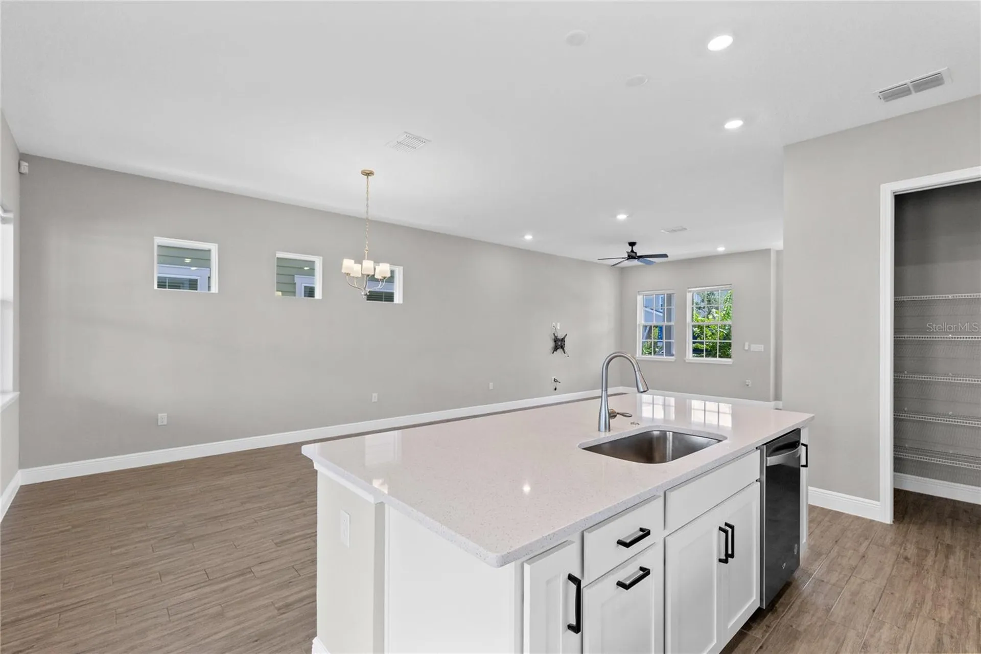 10205 Pearson Avenue Orlando FL 32827