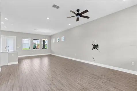 10205 Pearson Avenue Orlando FL 32827